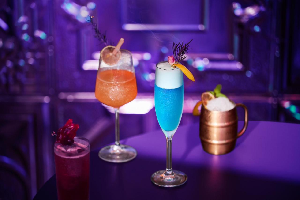 Tai Urban Resort Kaohsiung Exterior photo Cocktails at the bar